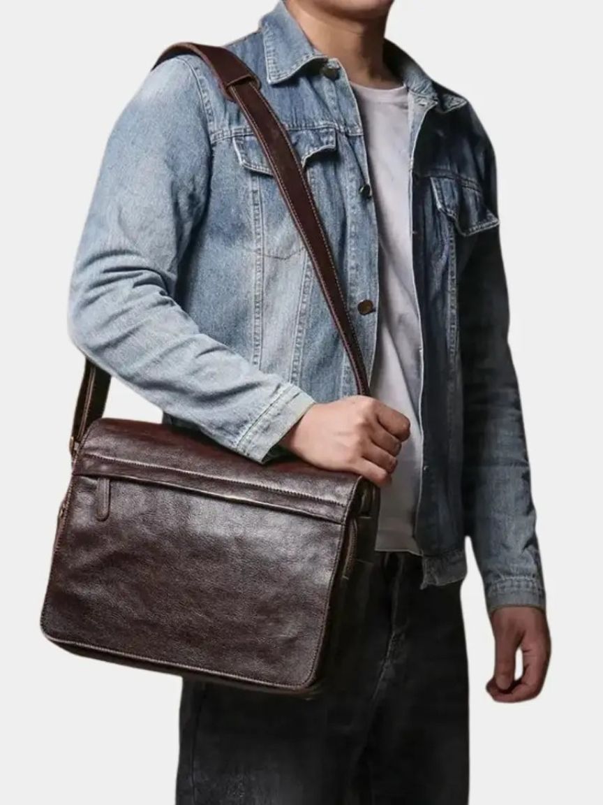 Classic Messenger Leather Bag - Verocci Essentials