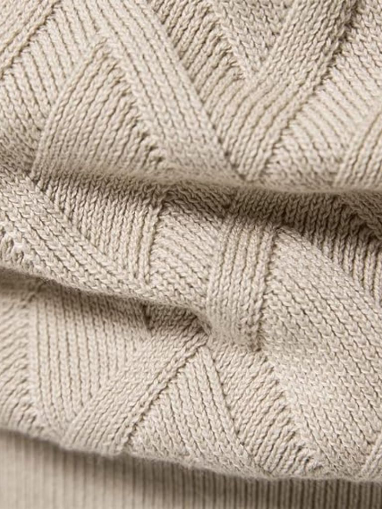 Minimalist Knit Pullover - Verocci Essentials