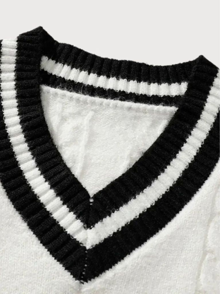 Minimalist V-Neck Sweater - Verocci Essentials